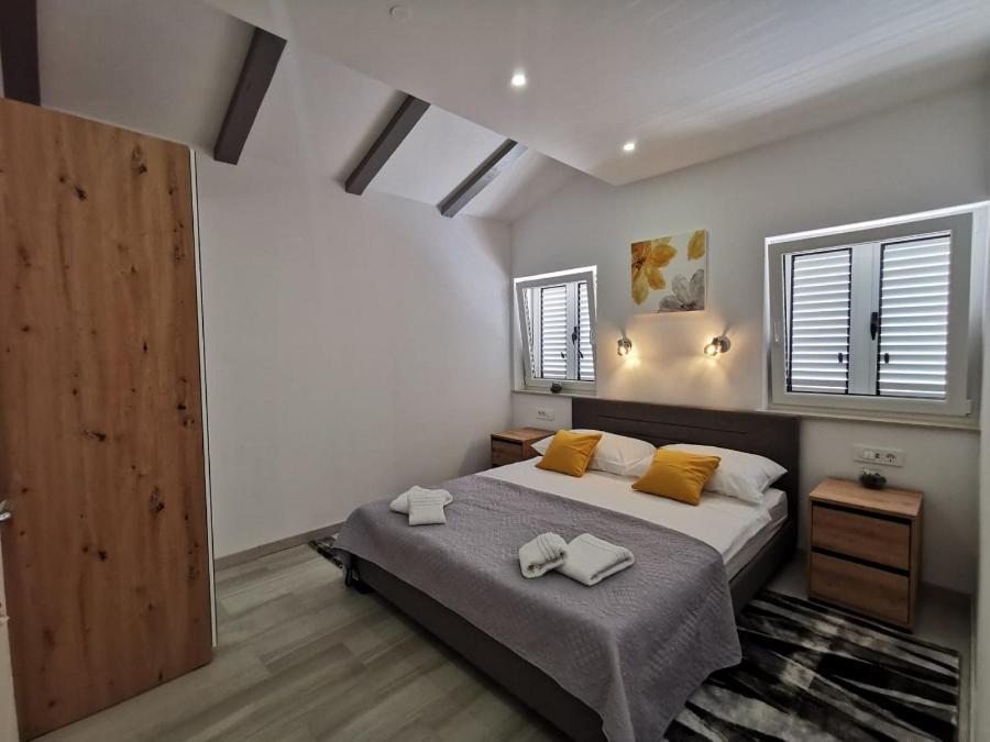 New Nikolina 4 Star Mali Lošinj Exterior foto