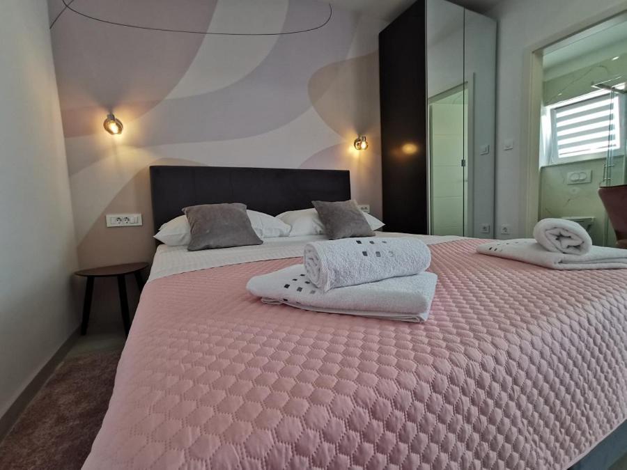 New Nikolina 4 Star Mali Lošinj Exterior foto